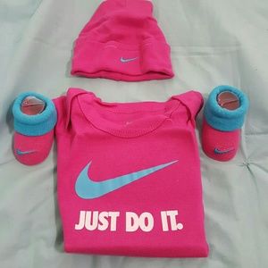 Baby nike